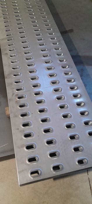 Blacha lohr najazd auto laweta  zabudowa