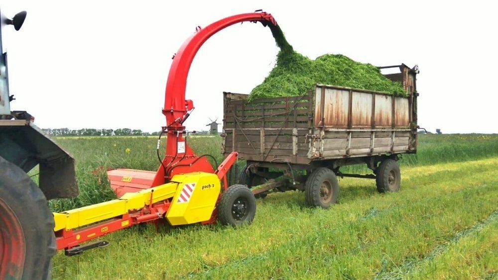 Комбайн кормозбиральний Рось-2