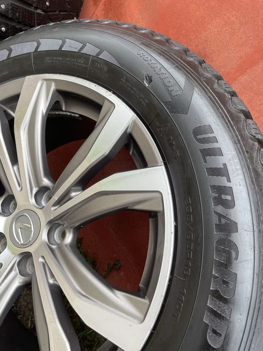 Шини Goodyear UltraGrip Ice Arctic SUV 4x4 с дисками лексус RX350