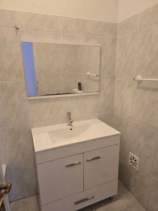 Movel casa de banho wc com torneira espelho , sanita e banheira