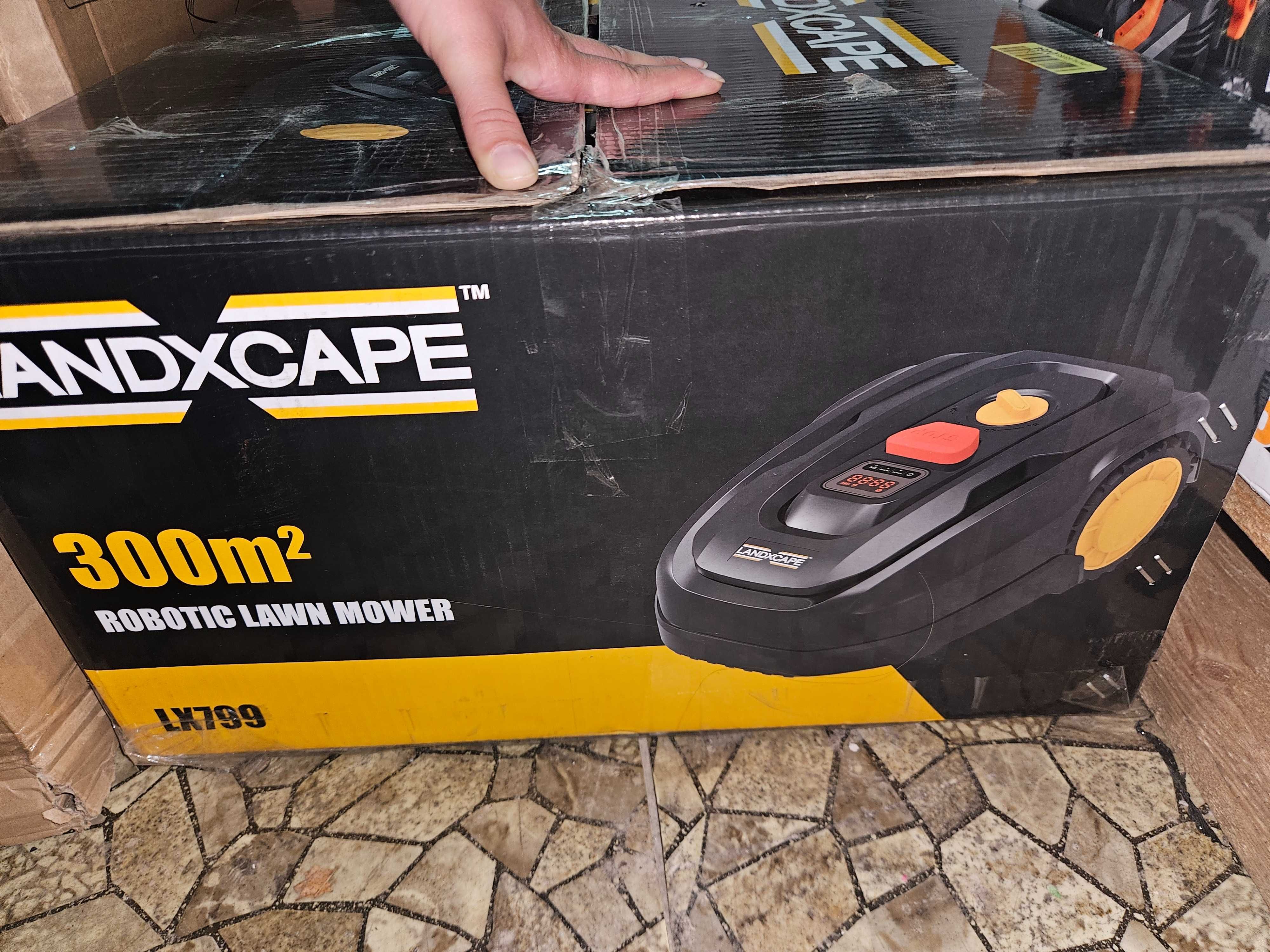 Nowy robot koszący Landxcape lx799