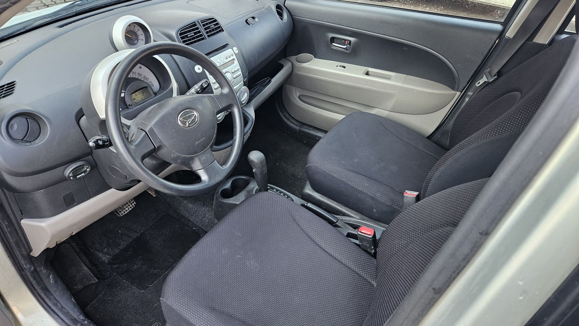 06r AUTOMAT DAIHATSU SIRION 1,3 90KM klima tylko 107tys.km jak YARIS