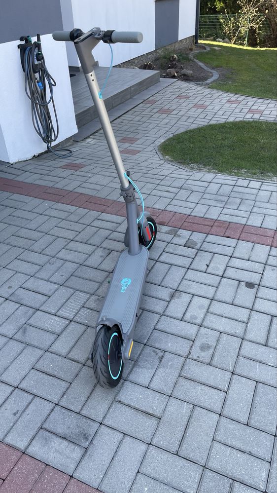 Hulajnoga Motus Scooty 10
