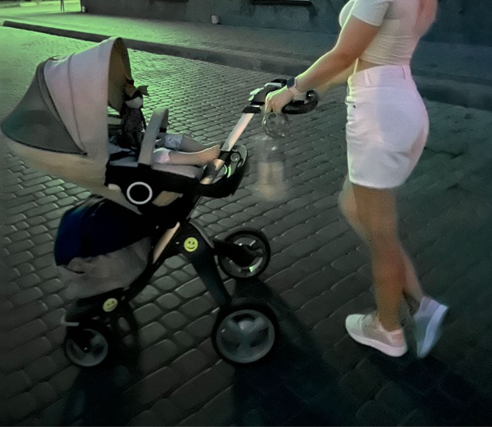 Коляска 3 в 1 stokke