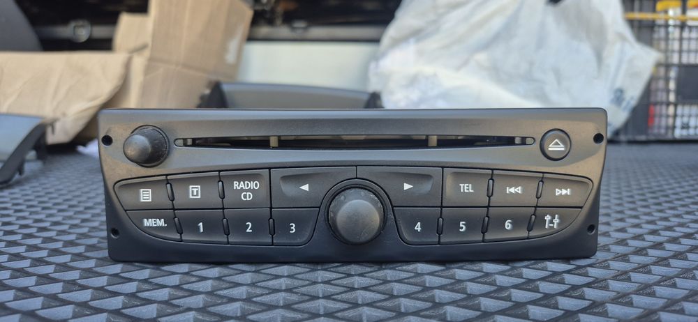 Автомагнитола с навигацией Рено Трафик,Опель Виваро