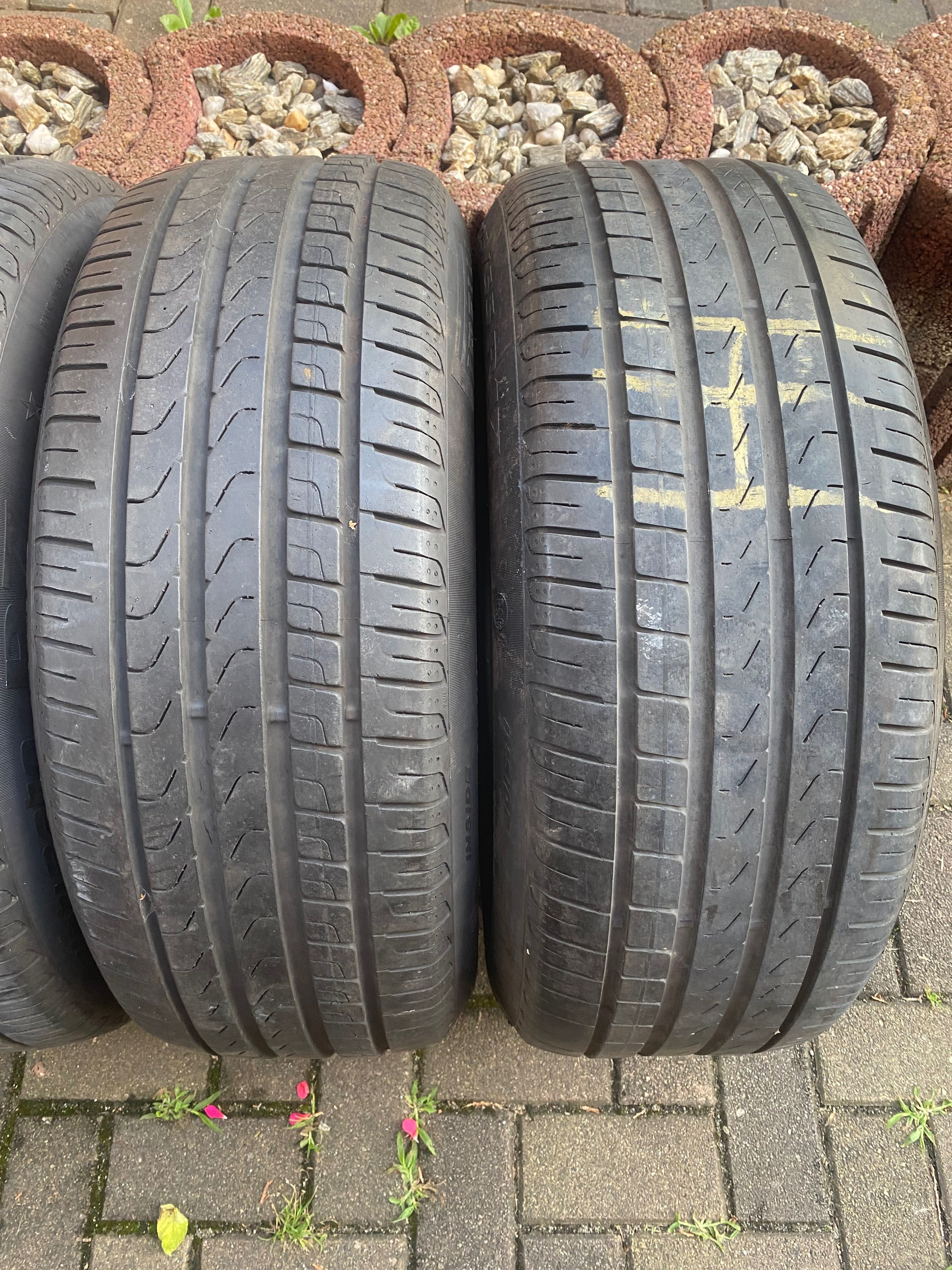 Opony Pirelli 17/225/55