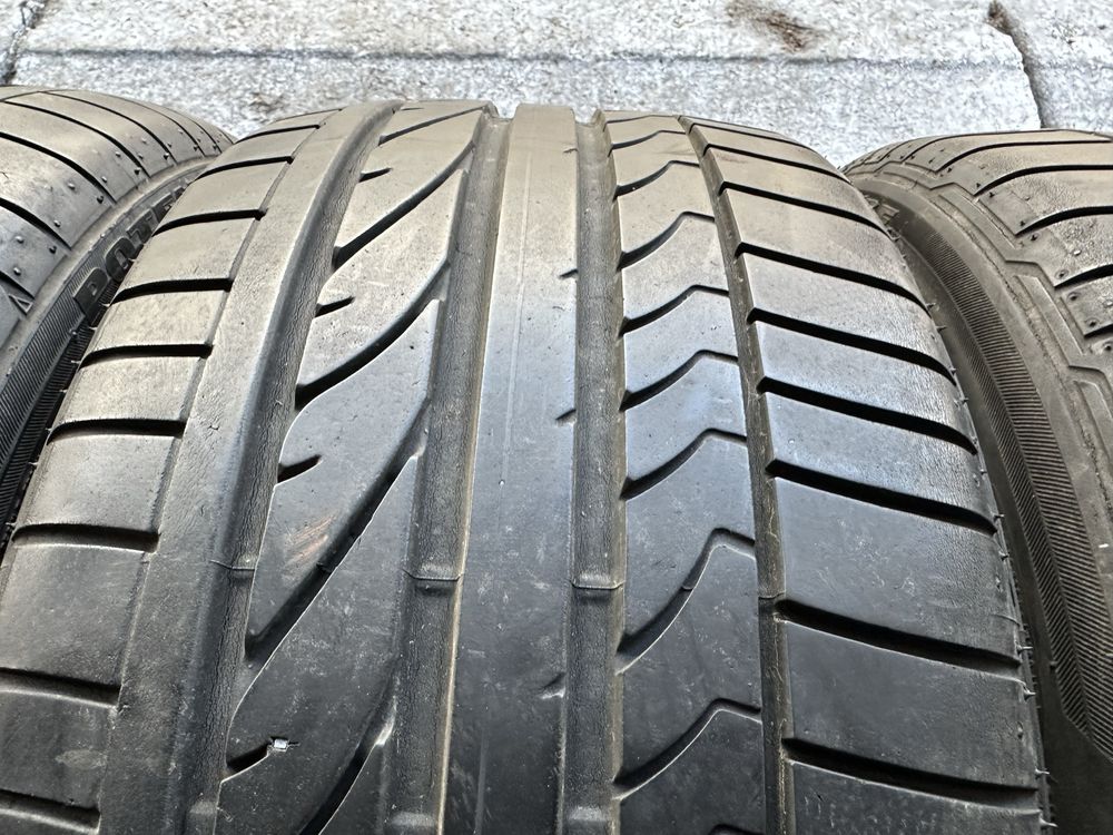 Різноширокі Bridgestone R18 255/35 i 225/40 ціна за 4 шт 5400 грн