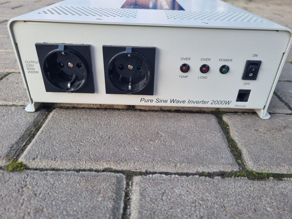 Інвертор 12 в на 220в 2000 w Перетворювач струму
