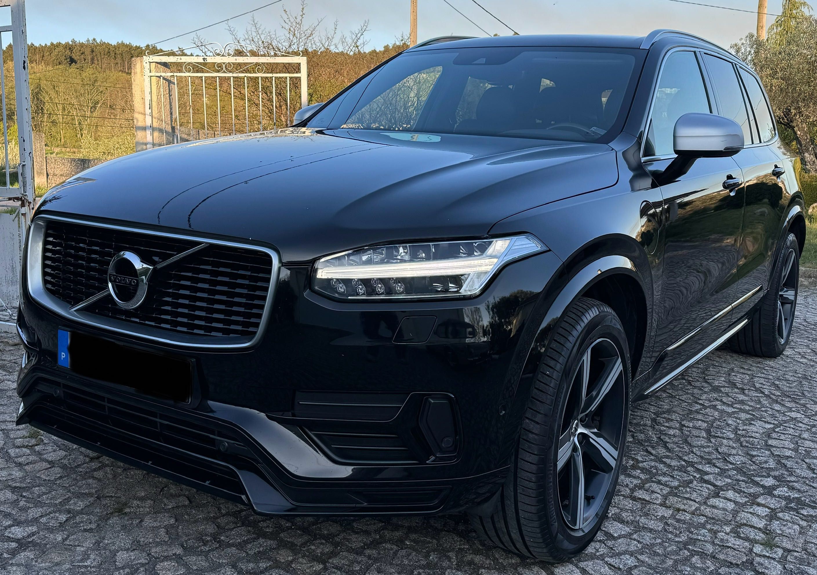 Volvo XC 90 2.0 T8 PHEV R-Design AWD