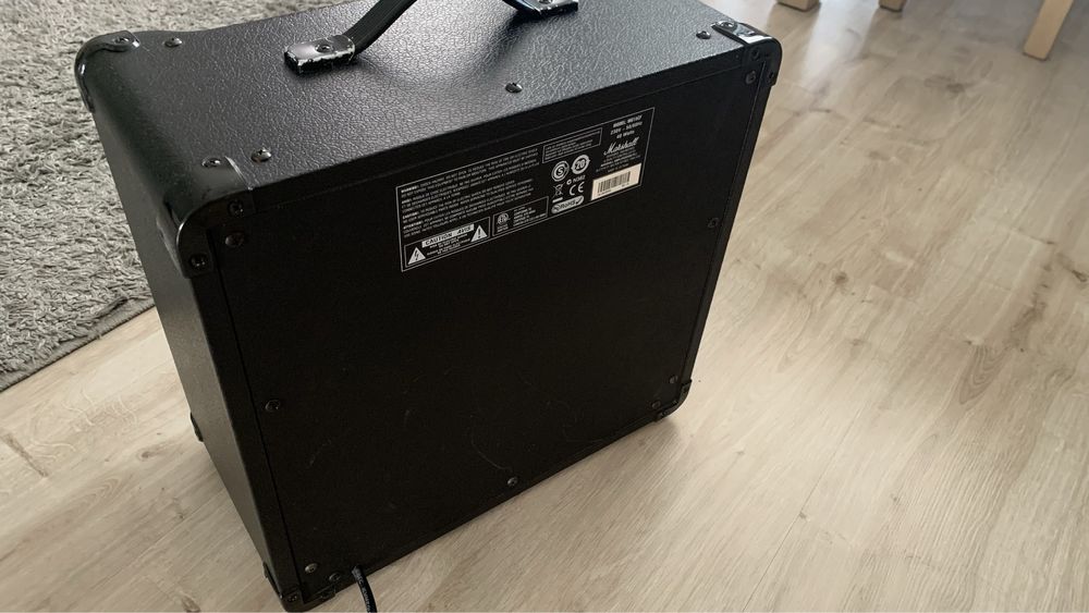 Piecyk gitarowy Marshall MG15G