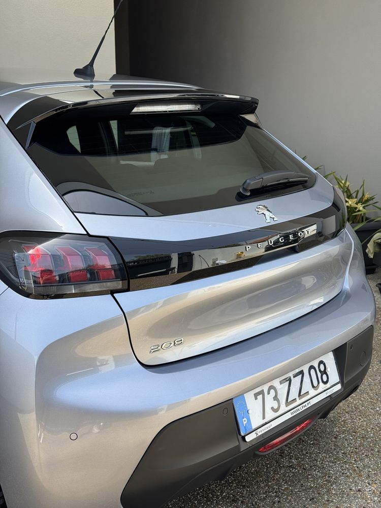 18.000Km Peugeot 208 1.2 PureTech Active