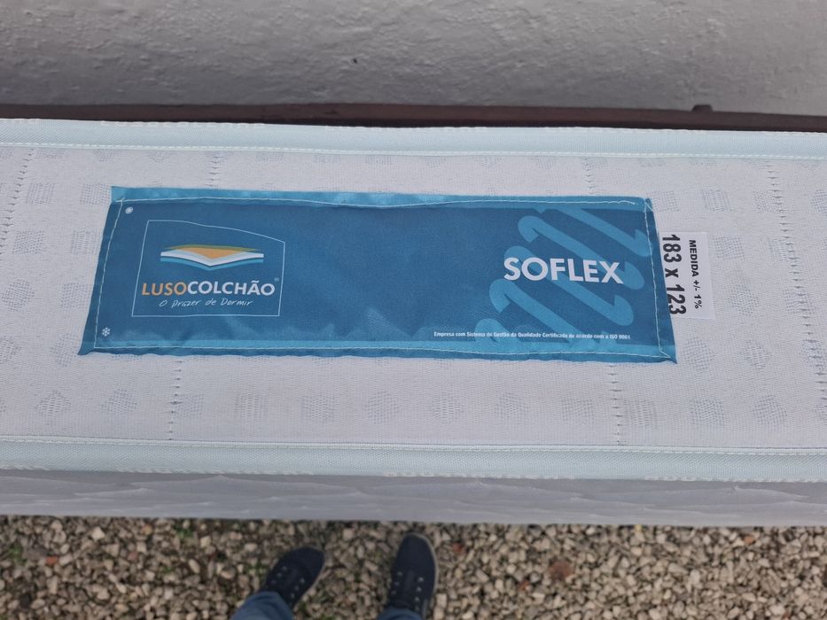 Colchão de cama solteiro 183x123cms, de molas, pouco uso, Lusocolchão.