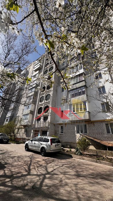 Здам 2 х кімнатну квартиру з роздільними кімнатами біля трц Жито