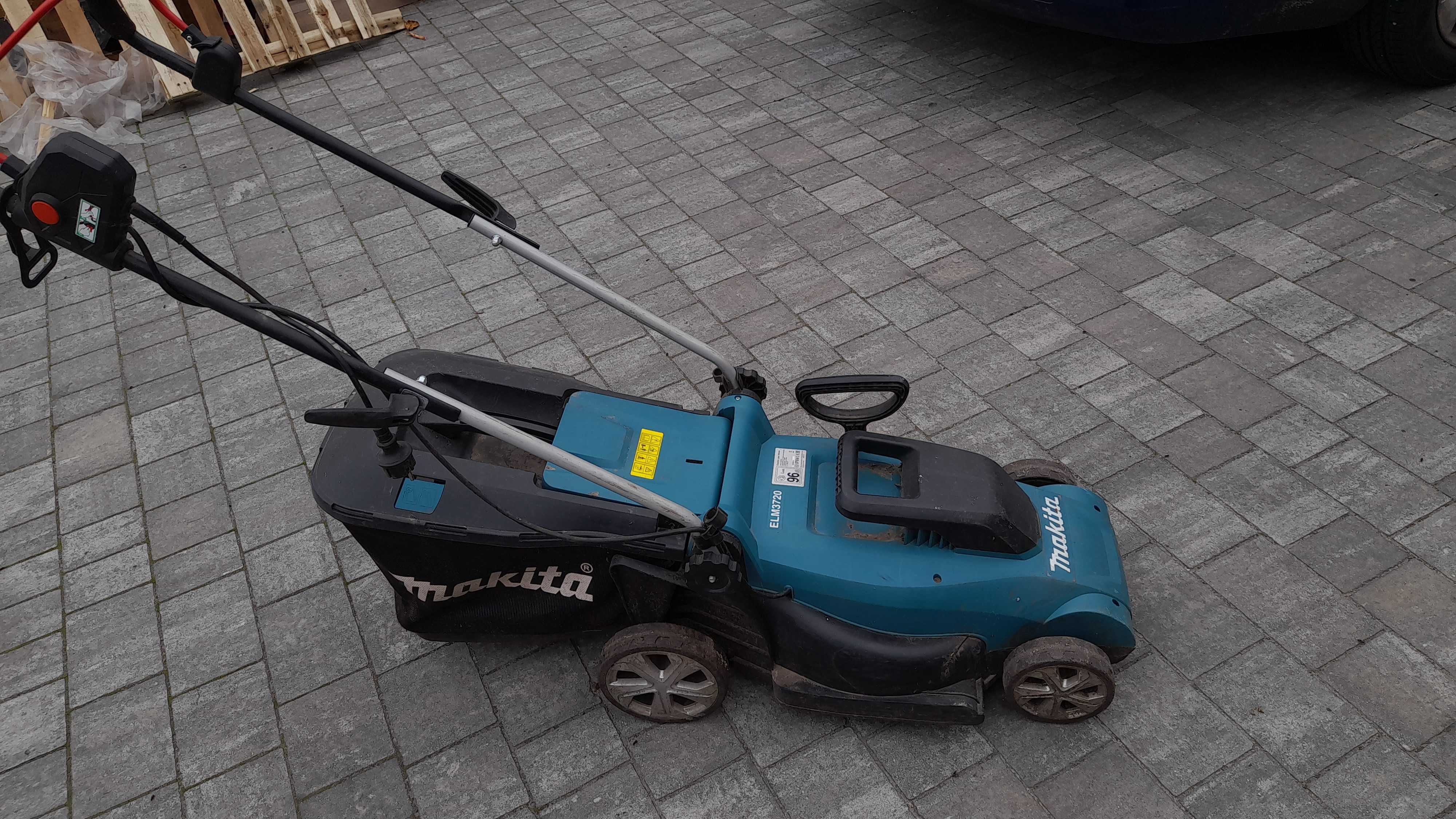 kosiarka elektryczna do trawy Makita