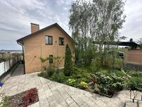 Продаж будинок Ж/М Перемога між Ж/М Сокіл