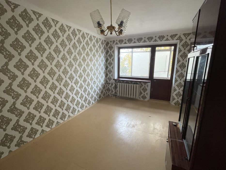 Здається 1 кімнатна на Мотелі, Алмазний