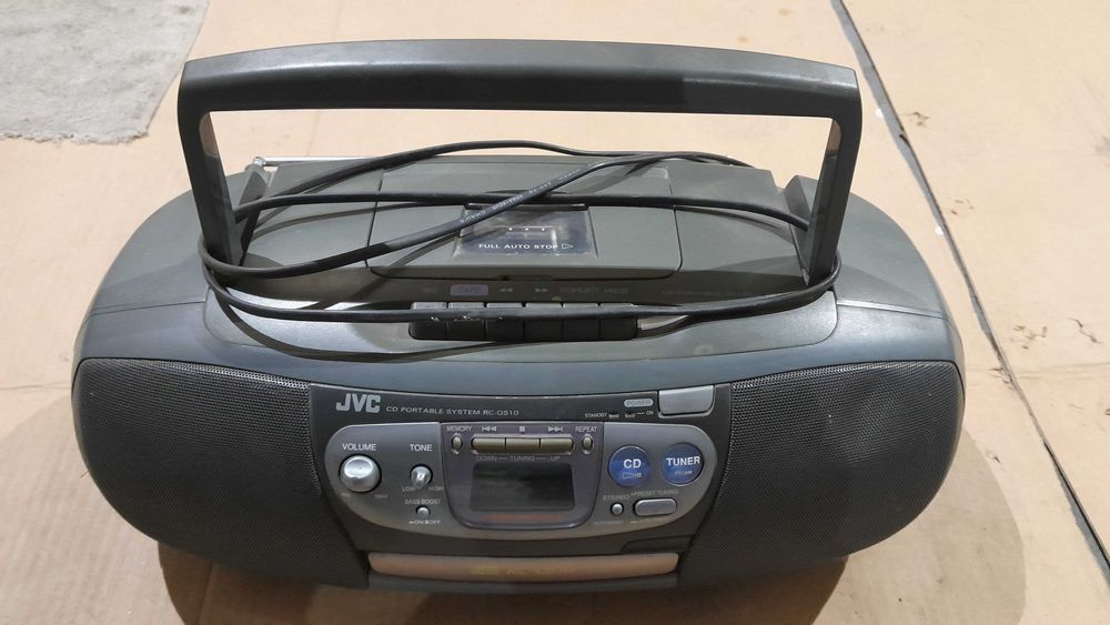 Магнитофон JVC магнитола Только РАДИО!