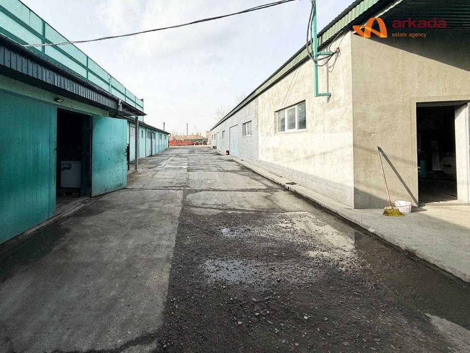 Виробничо – складське приміщення з офісом в м. Калуш.