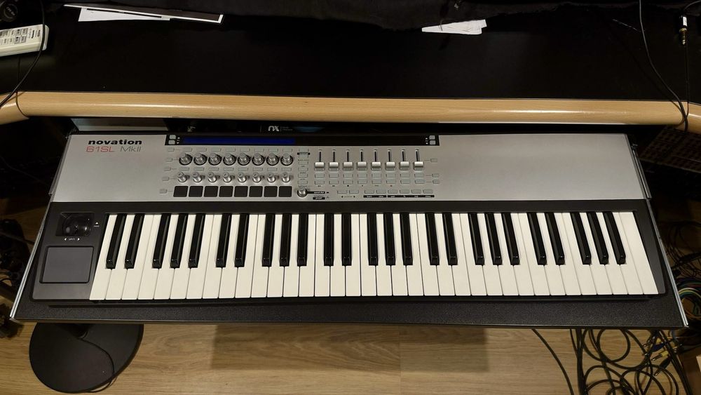 Novation SL MkII – 61 teclas | MIDI Controller - Oportunidade!