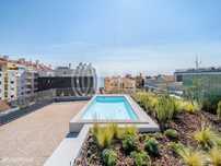 Apartamento T4 com garagem, no Turquesa, em Oeiras
