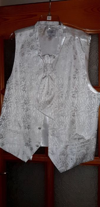 Kamizelka ślubna musznik butonierka roz 42 Poznań Winogrady