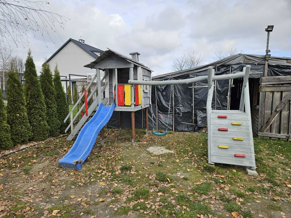 Domek dla dzieci, zjeżdżalnia, piaskownica, huśtawka