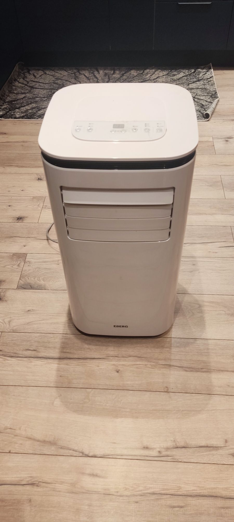 Klimatyzator przenośny Eberg Miru E26HD