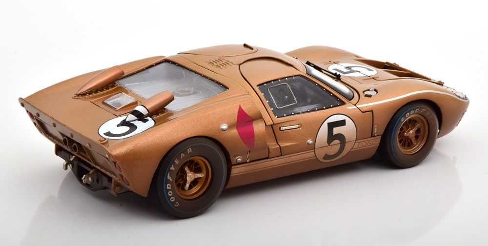 1:18 Shelby Collectibles Ford GT40 Mk II #5 3rd 24h LeMans 1966