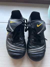 Korki dziecięce Nike