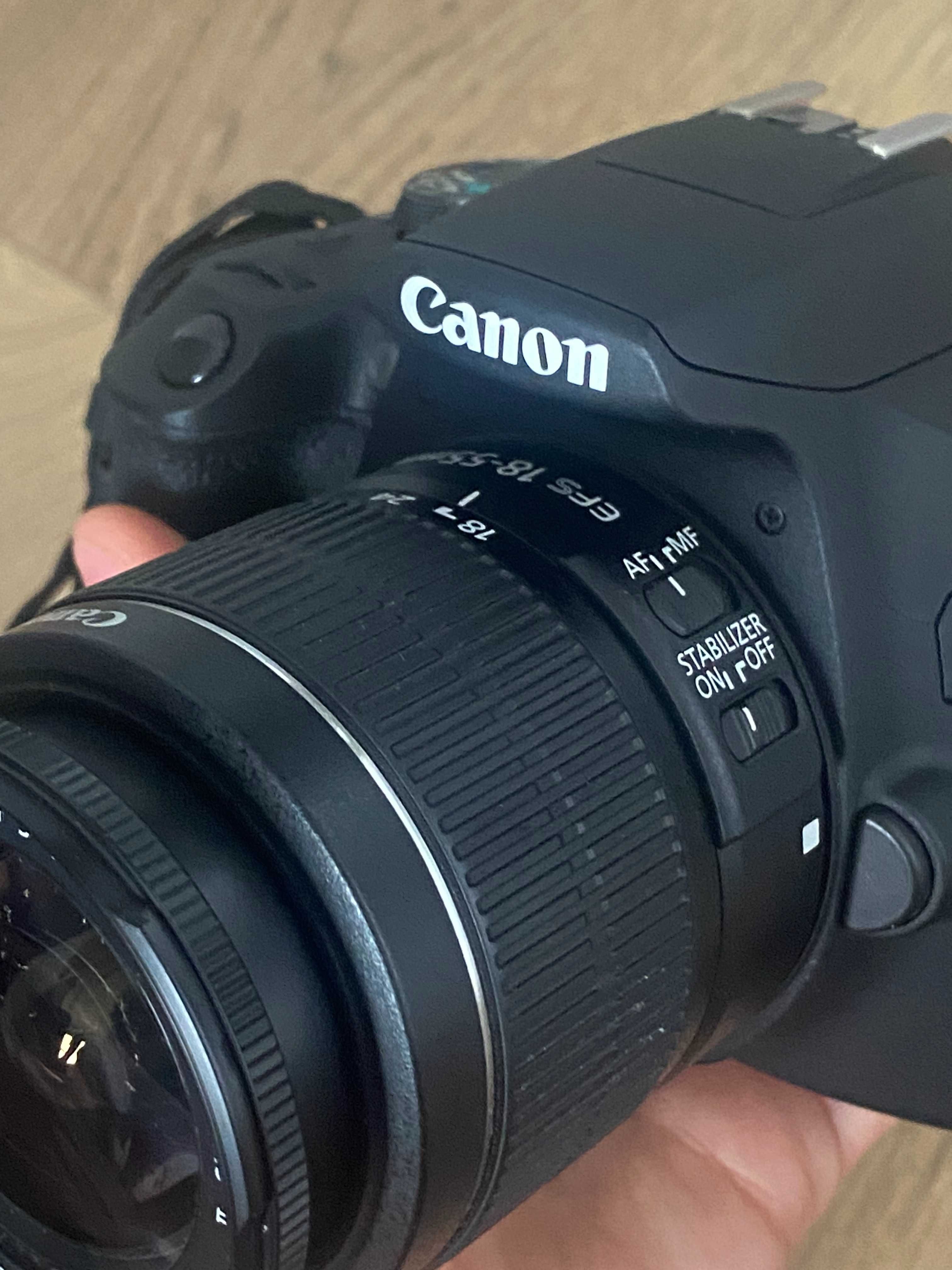 Aparat Canon EOS 2000D + obiektyw EF-S 18-55mm IS II STAN IDEALNY