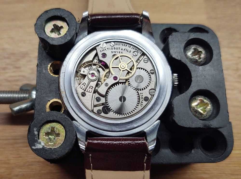 Zegarek Tissot Antimagnetique 1950