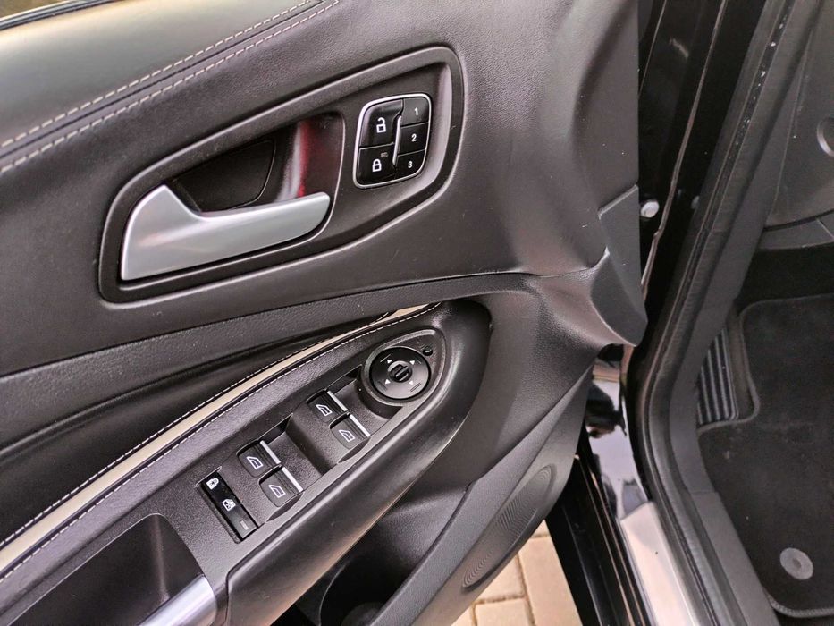 Ford Kuga z 2017 roku 2.0d 150KM Automat 4x4