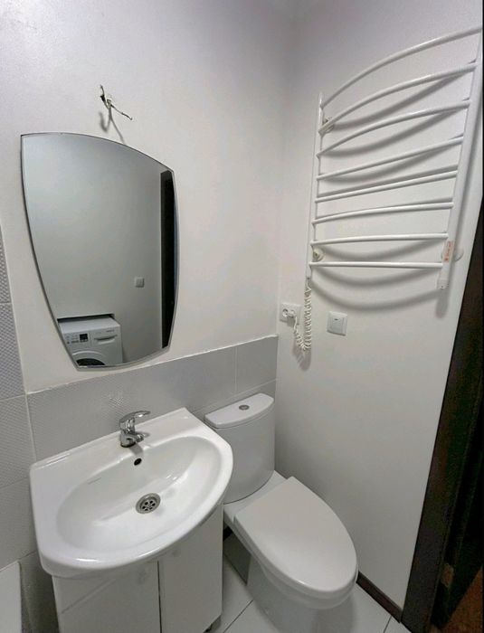 Сдам 2 кв. Сталинка Свободы с видом на сквер с фонтанами 11000 грн