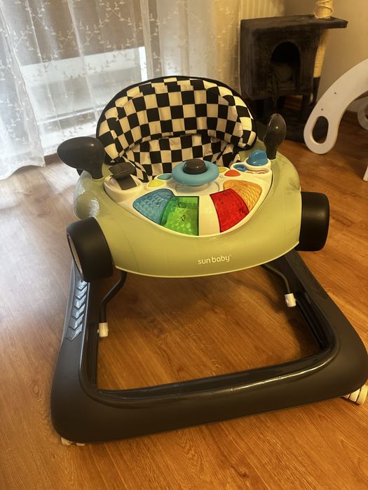 Sun Baby Interaktywny chodzik dla dzieci wyscigówka