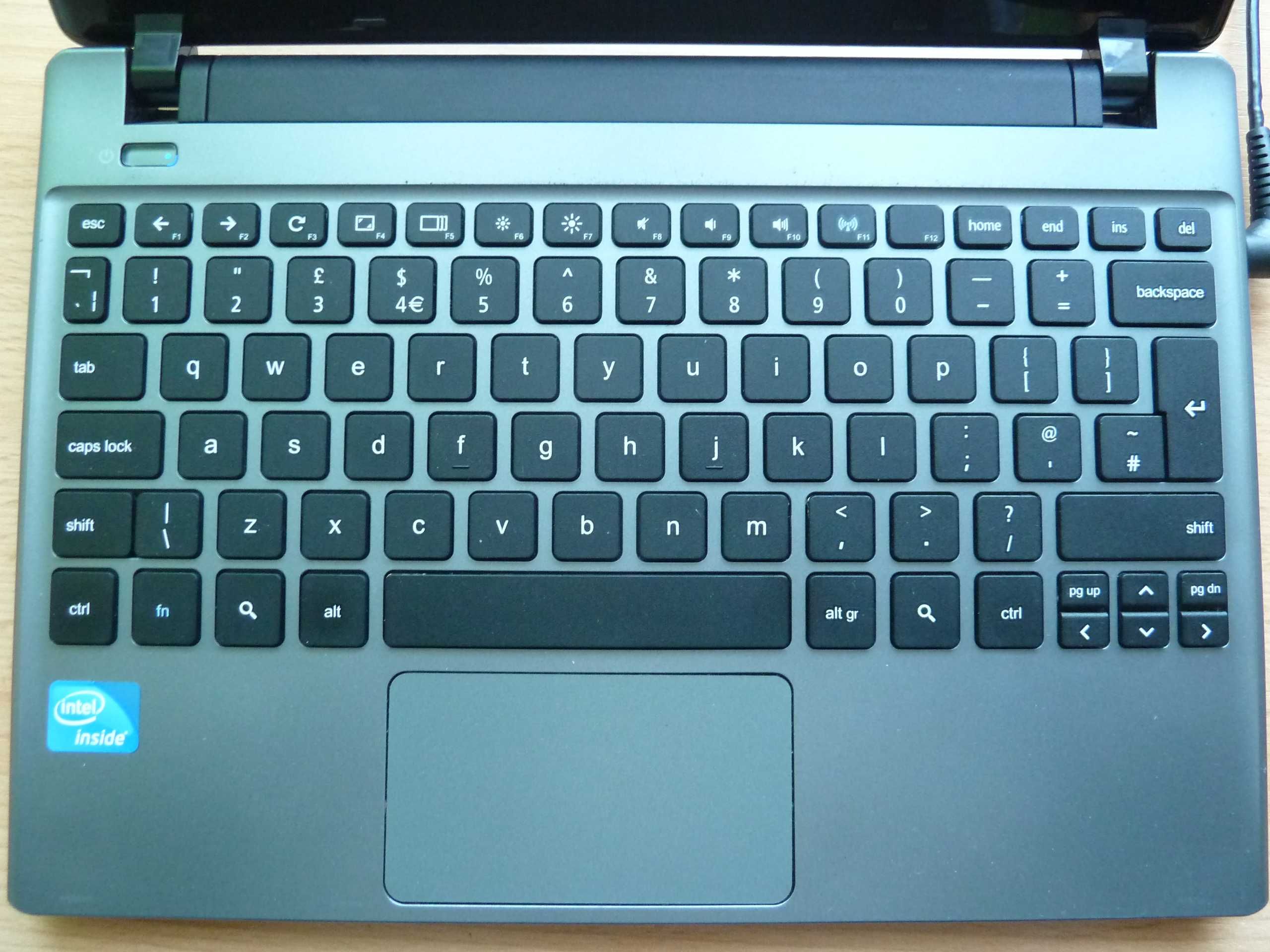 Acer C710 - bez systemu