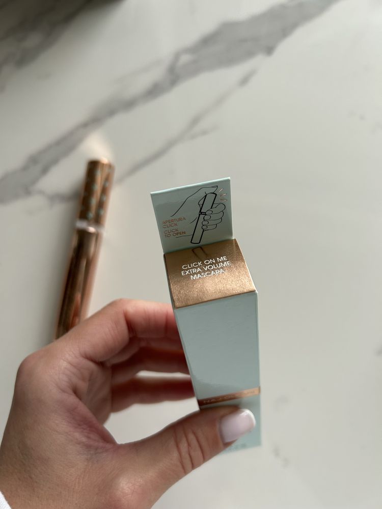 Mascara Naj Oleari Click on me extra volume tusz do rzęs czarna