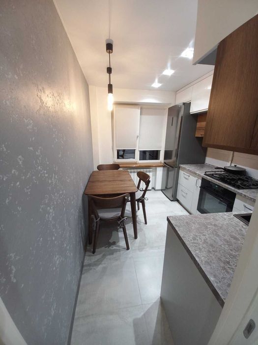 Продам 2к квартиру на ж/м Тополь