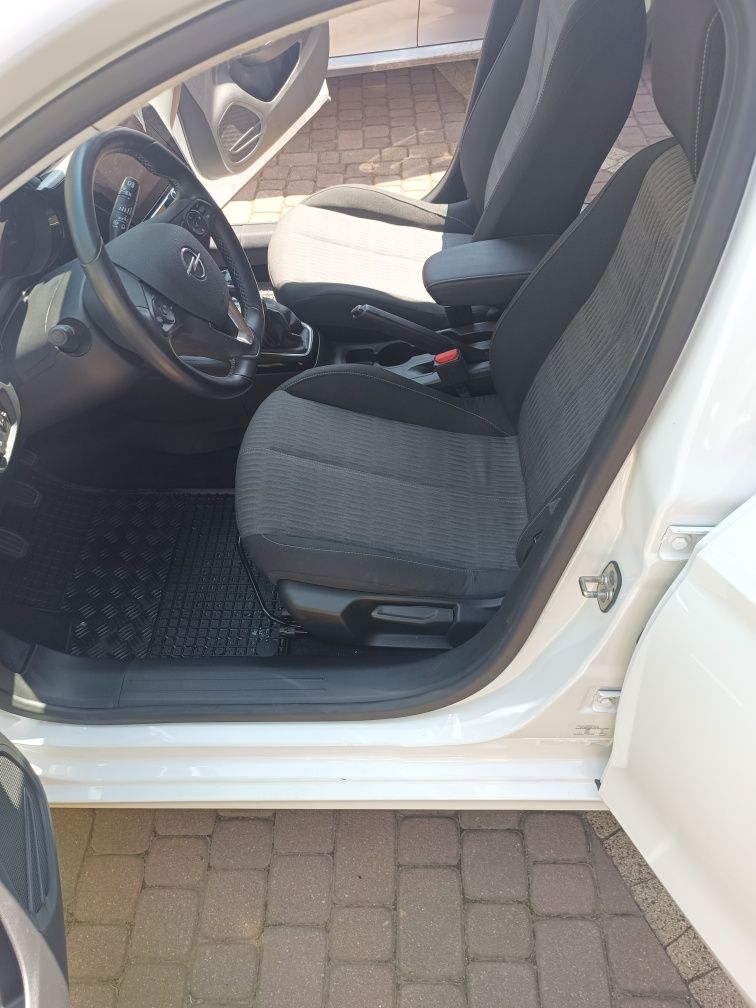 Opel Corsa F 1.2 75 km 23 tyś przebiegu