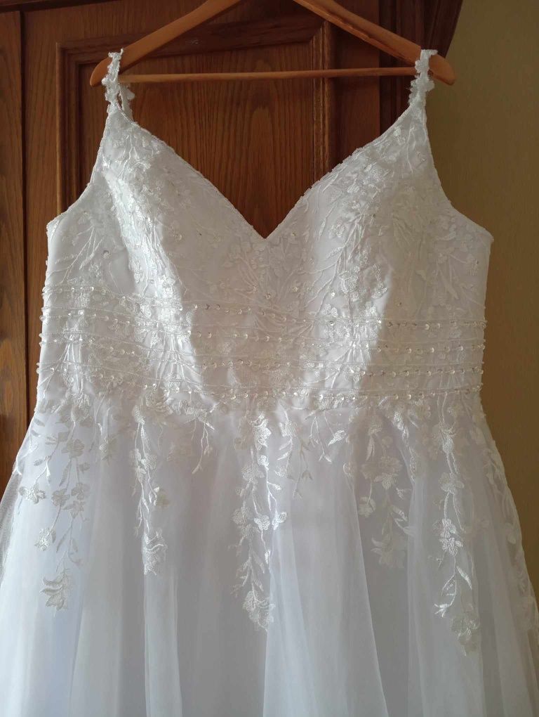Suknia ślubna r. 50/52 nowa plus size