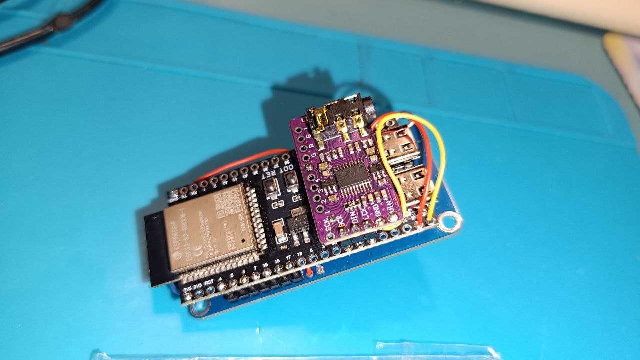 Интернет радио. Ё-радио ESP32-S3. LED Дисплей 1.3 дюйма. Энкодер и ДУ.