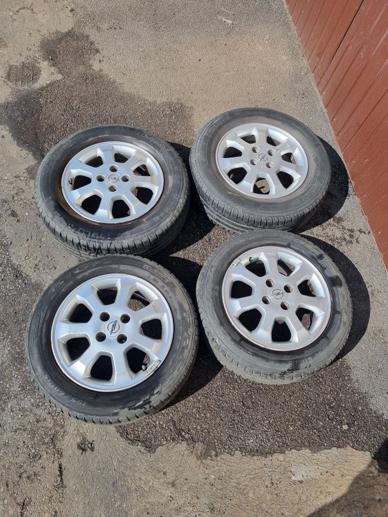 Felgi Aluminiowe Alufelgi Opel Astra Corsa Meriva 15" 4x100