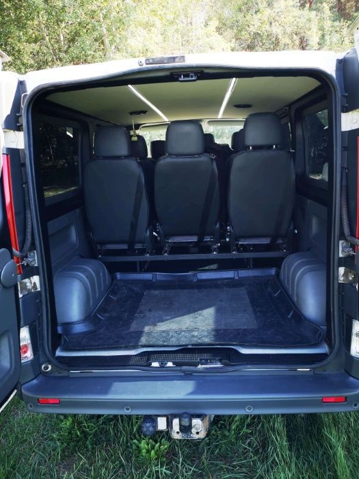 Wynajem, wypożyczalnia busów osobowych i dostawczych