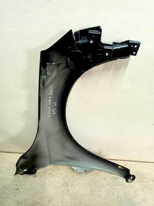 Volvo V60 FL lift błotnik przód przedni lewy kolor 019-26 czarny