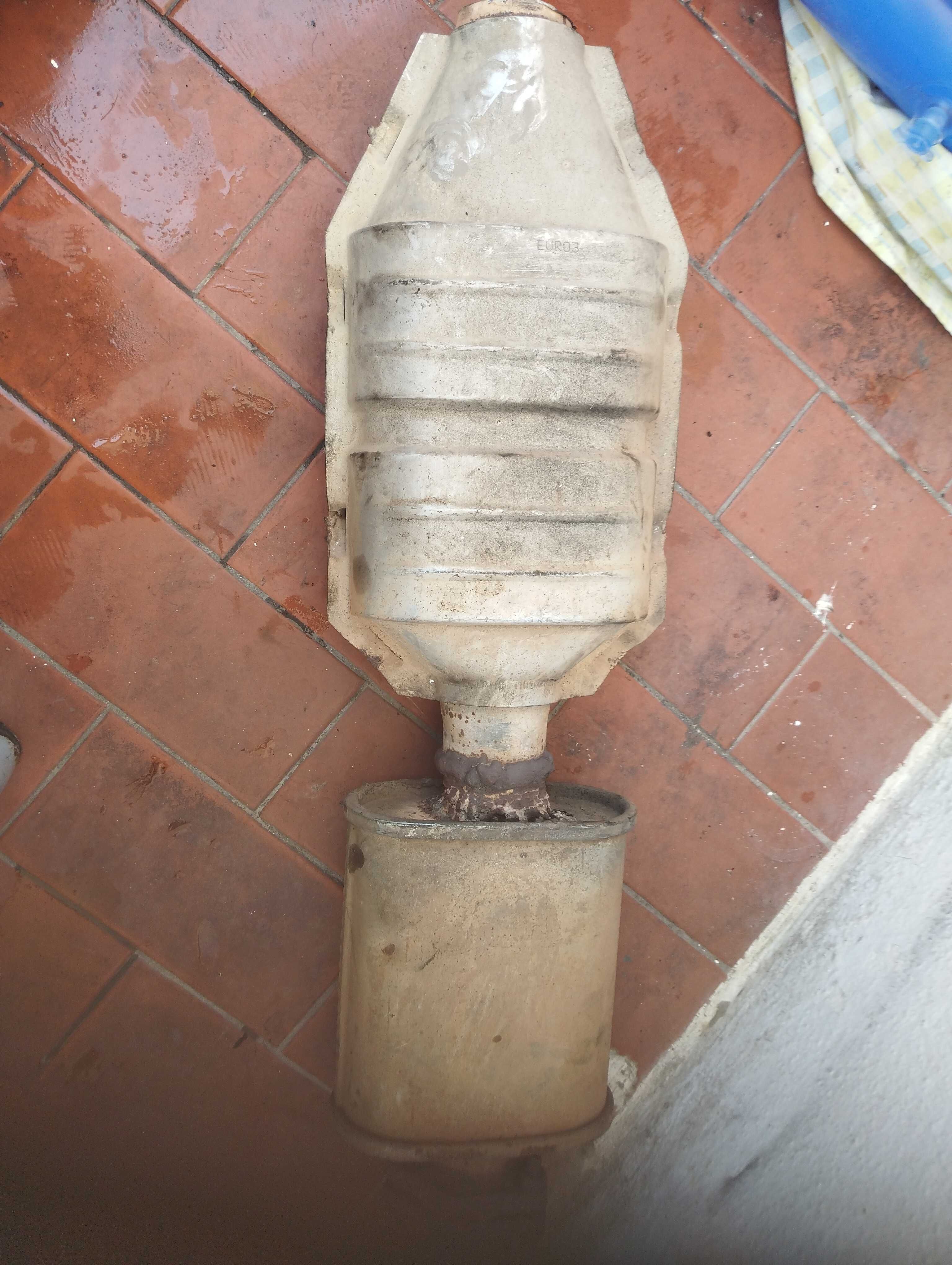 Catalisador para o Mercedes 180 a gasolina 1.8