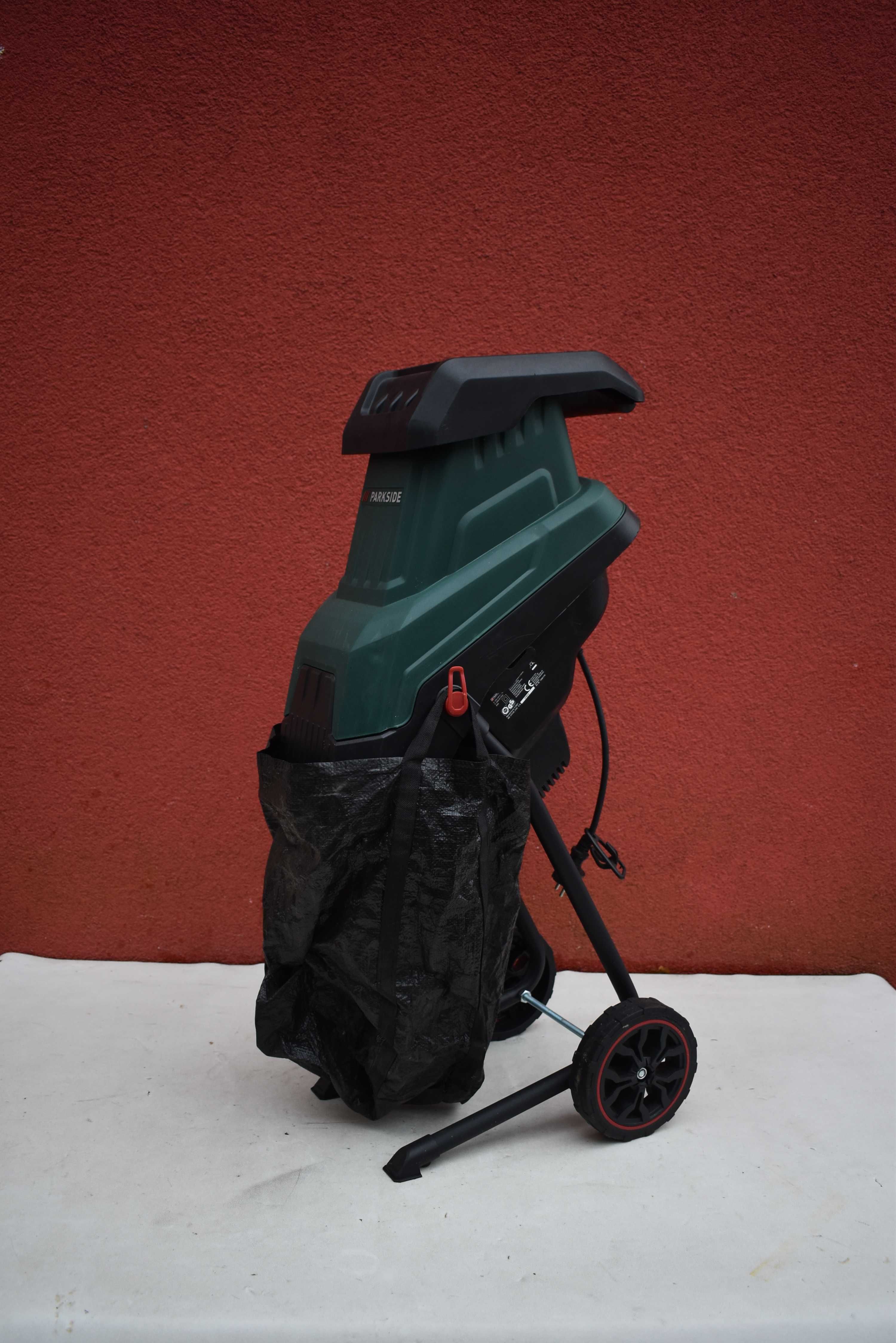 Rozdrabniacz nożowy Parkside PMH 2400 A1