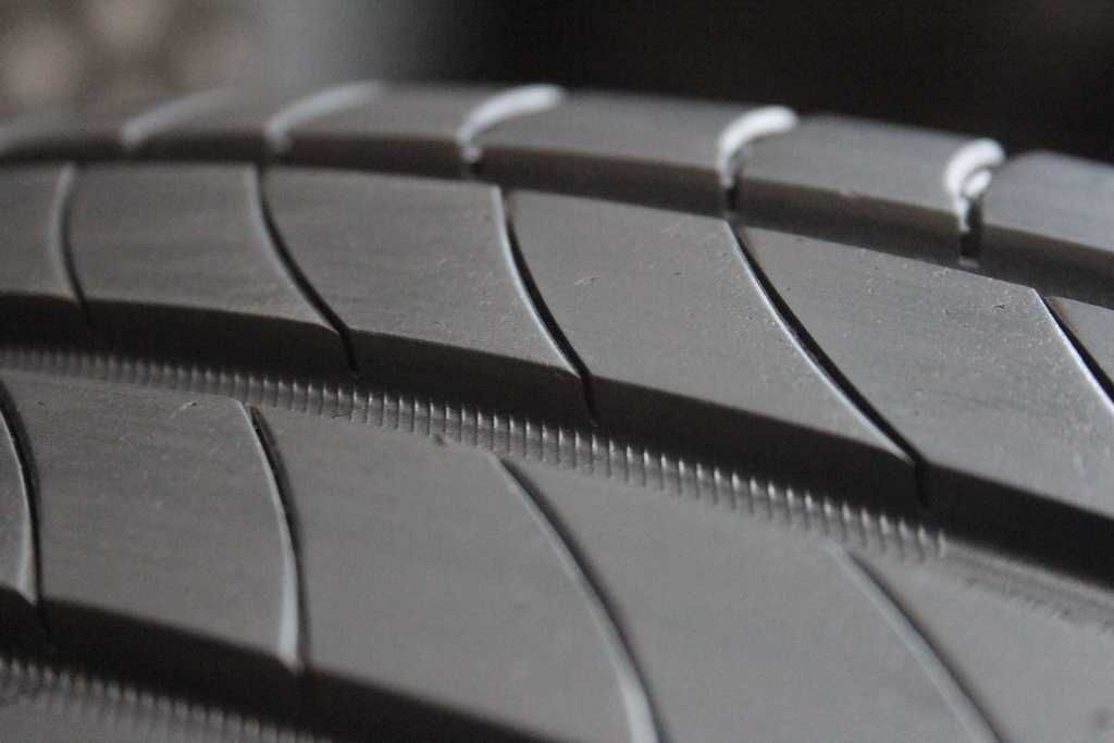 215/55/17 Michelin Primacy 4 S1 215/55 R17 94V 2020r