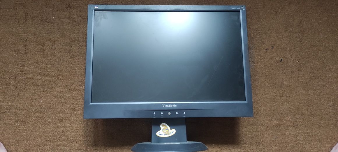 Монитор 19" lg и viewSonic