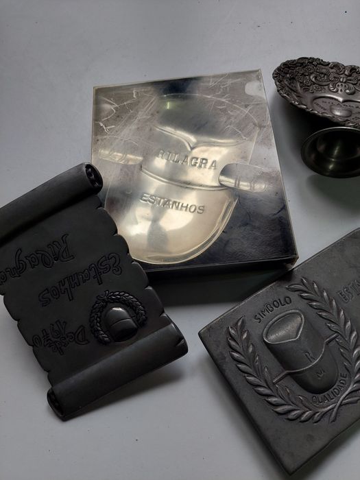 Peças em estanho usadas