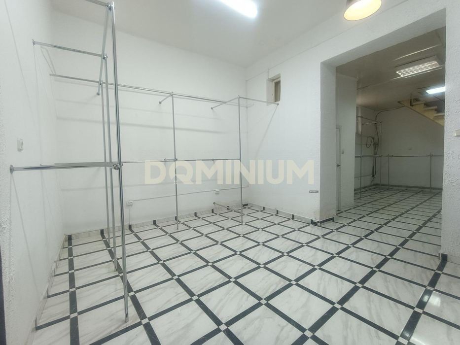 Здається комерційне приміщення біля центра Хуста