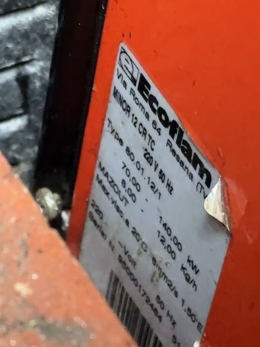 Caldeira a gasóleo + depósito 500L